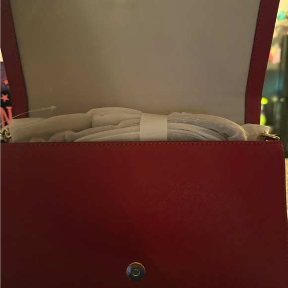 SOLD KATE SPADE ♠️ ♠️♠️ Beautiful Kate Spade in a gorgeous Candied CHERRY 🍒 R… - Picture 4 of 15